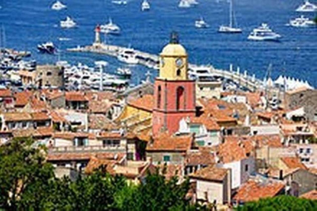 Bastide Provencale Les Muriers D'Engaspaty เซญองส์ ภายนอก รูปภาพ