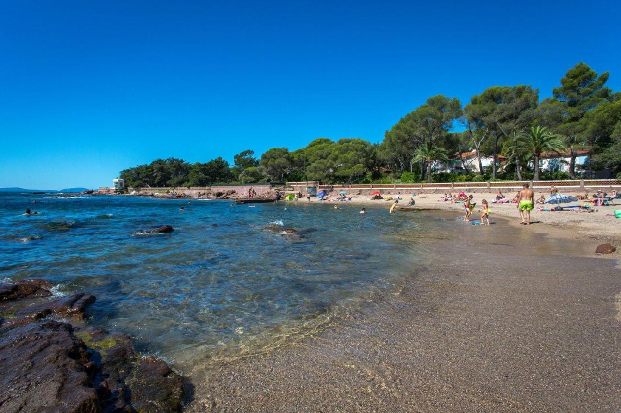 Bastide Provencale Les Muriers D'Engaspaty เซญองส์ ภายนอก รูปภาพ